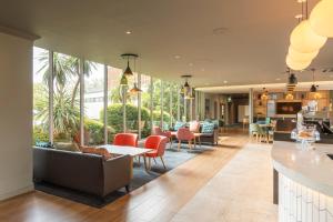 Holiday Inn Basildon, an IHG Hotel - Dining and Amenities