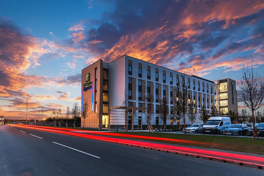 Holiday Inn Express - Bicester, an IHG Hotel - Hotel Overview and Location