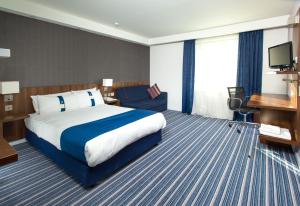 Holiday Inn Express Cambridge Duxford M11 Jct 10, an IHG Hotel - Hotel Overview