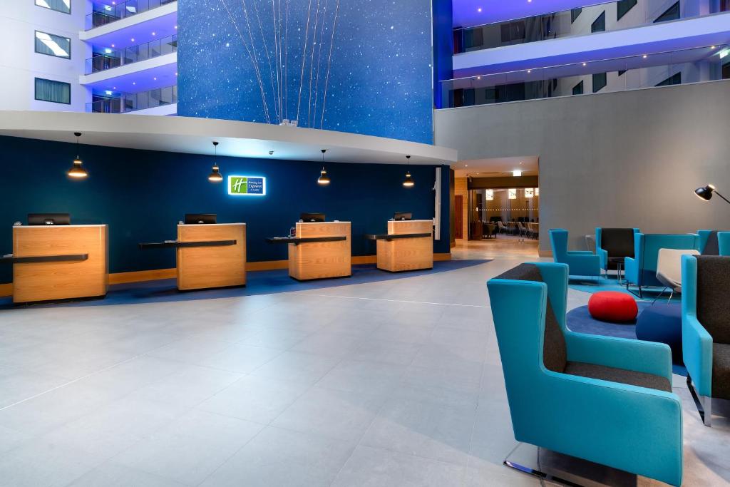 Holiday Inn Express - London Heathrow T4, an IHG Hotel - Hotel Overview and Location