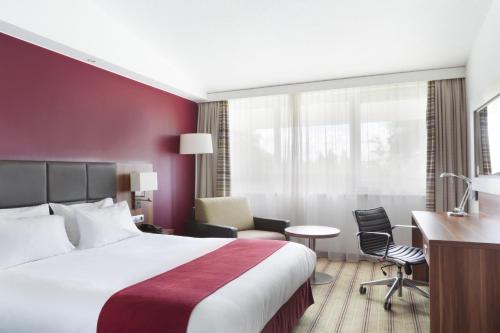 Holiday Inn Lille Ouest Englos, an IHG Hotel - Hotel Overview