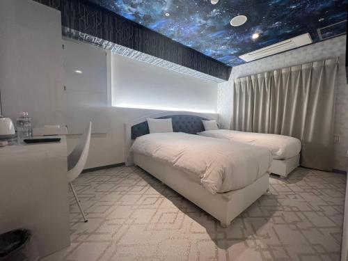Hotaku HOTEL Akihabara - Room Types and Amenities