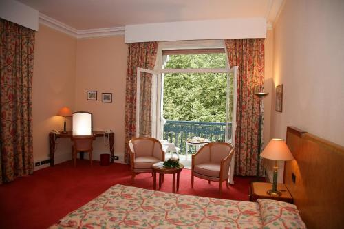 Hotel Aletti Palace - Location and Proximity