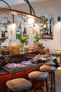 Hotel Bachaumont - Accommodation Options