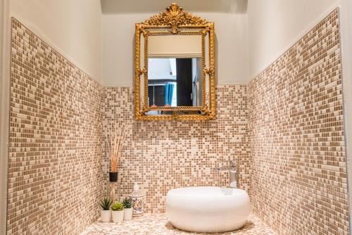 Hotel Beauvoir - Location and Accessibility