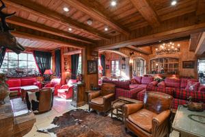 Hotel Chalet Saint-Georges - Hotel Location and Accessibility