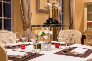 Hotel Château De L'Hermitage - Overview of the Hotel