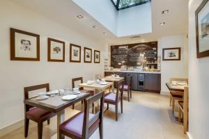 Hotel Duret Paris - Room Amenities