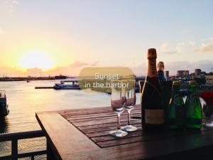 Hotel East China Sea - Overview and Location