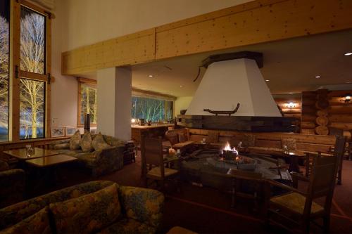 Hotel Grand Phenix Okushiga - Location and Accessibility