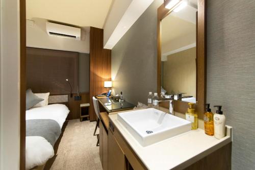 HOTEL HILLARYS Shinsaibashi - Good To Know