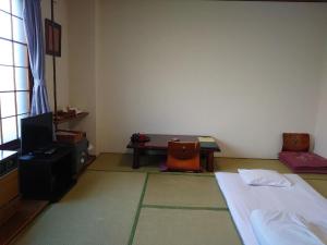 Hotel Izumi - Hotel Overview