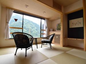 Hotel Kazurabashi - Hotel Overview and Location