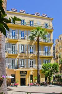 Hotel La Villa Nice Promenade - Location and Accessibility
