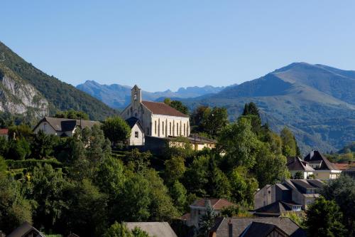 Hotel Le Rive Droite & SPA - Overview of Hotel Le Rive Droite & SPA