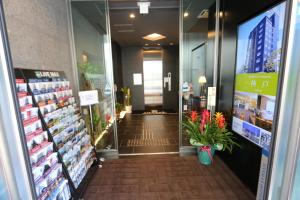 HOTEL LiVEMAX Takadanobaba Ekimae - Hotel Overview