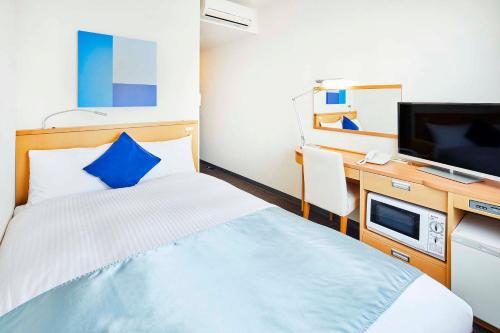Hotel Lumiere Nishikasai - Comfortable Rooms and Amenities
