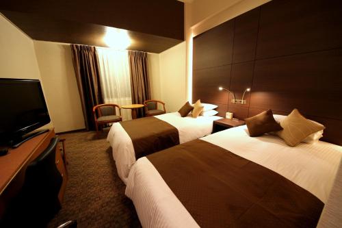 Hotel Miyahira - Location and Accessibility