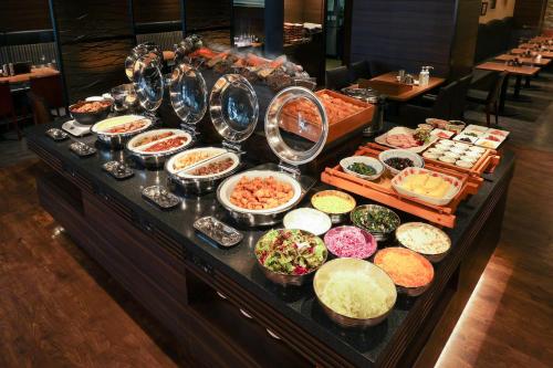 HOTEL MYSTAYS Shin Osaka Conference Center - Overview of Hotel