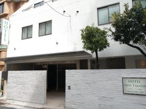 Hotel New Takada - Location and Proximity