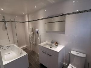 Hotel Oceanic - Department Stores - Overview of Hotel Oceanic