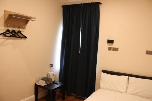 Hotel Olympia - Hotel Overview and Location