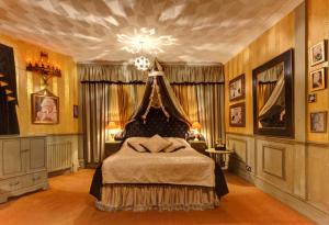 Hotel Pelirocco - Room Types and Facilities