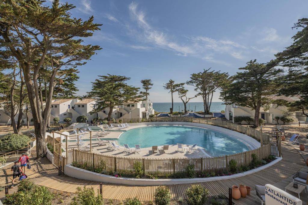 Hotel Punta Lara Noirmoutier - Sea View - Newly Renovated - Location and Overview