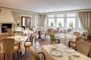 Hotel Restaurant Le Dauphin and The Spa of the Priory - Overview and Location