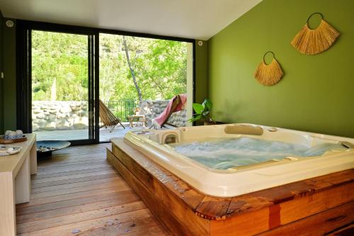 Hotel Restaurant & Spa E Caselle - Location and Overview