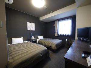 Hotel Route-Inn Susono Inter - Amenities and Services