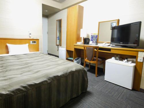 Hotel Route-Inn Suwa Inter - Amenities and Services