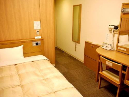 Hotel Route-Inn Tomakomai Ekimae - Hotel Location and Accessibility