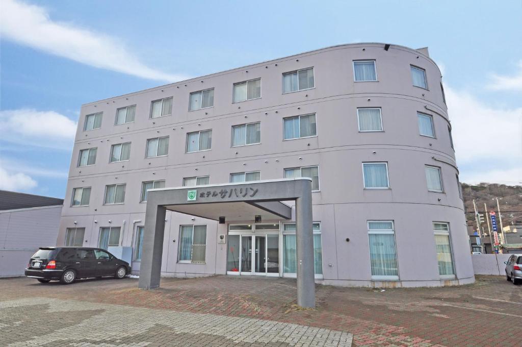 Hotel Saharin - Room Types and Amenities