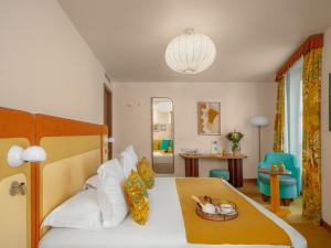 Hotel Saint-André Des Arts - Hotel Overview