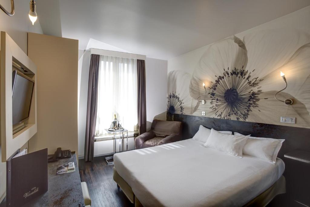 Hotel Vivaldi - Location and Accessibility