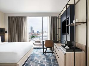 Hyatt Regency Manchester - Location and Proximity