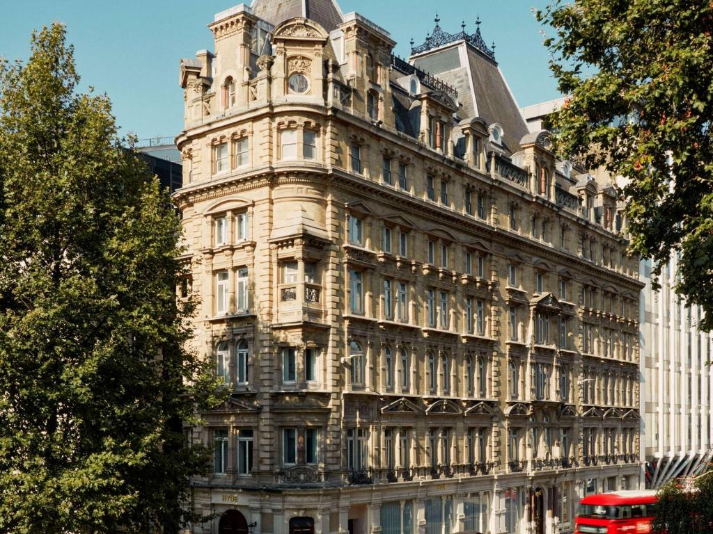 Hyde London City - Hotel Overview and Location