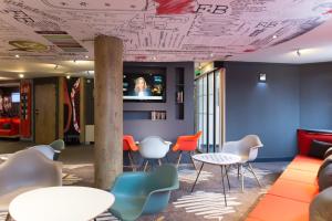 Ibis Paris Brancion Exhibition Park 15th Arrondissement - Convenient Location Near Exhibition Center