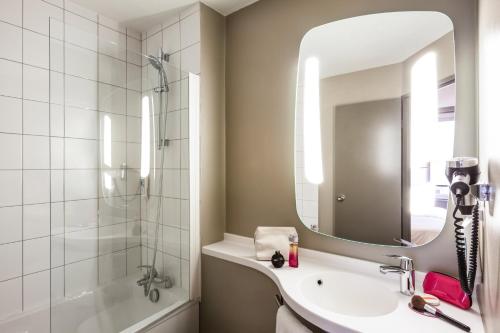 Ibis Paris Gare De L'est TGV - Hotel Overview