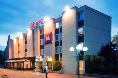 Ibis Paris Gennevilliers - Hotel Overview