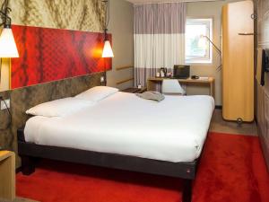 Ibis Sheffield City - Hotel Overview and Location
