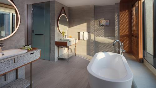 InterContinental Yokohama Pier 8, an IHG Hotel Review