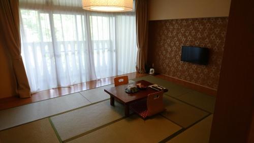 Itoen Hotel Kusatsu - Amenities and Services