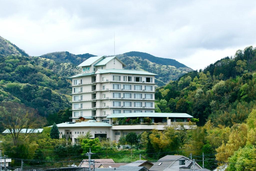 Izu-Nagaoka Hotel Tenbo - Hotel Overview and Location