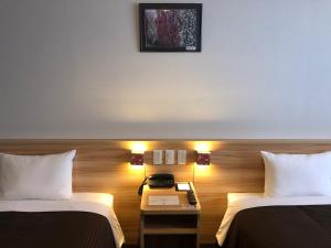 Izumisano Center Hotel Kansai International Airport - Convenient Airport and Train Access