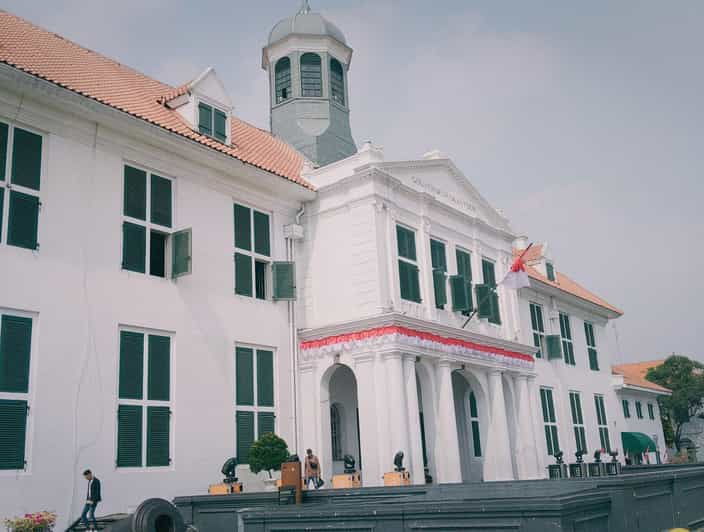 Jakarta City Tour: Discover the Vibrant Heart of Indonesia