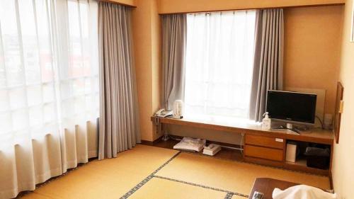 Kagetsu Ryokan - Location and Accessibility
