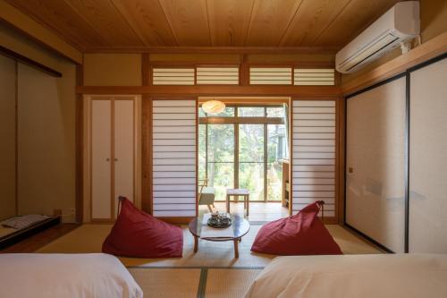 Kamei No Yu - Overview and Location