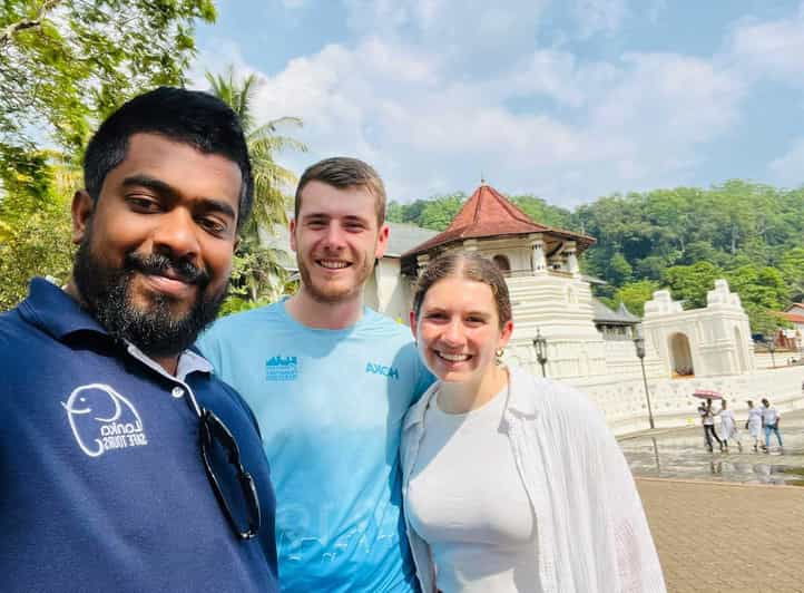 Kandy to Pinnawala & Ambuluwawa Adventure